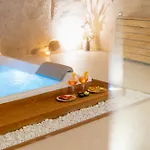 Endea & Lounge