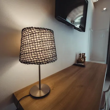 住宿加早餐酒店 Endea & Lounge 4*