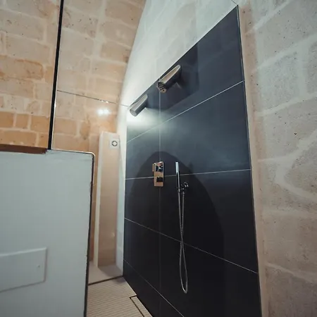 Endea & Lounge 马泰拉