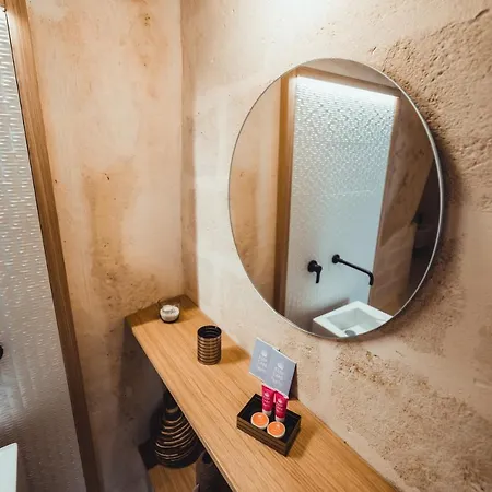 Endea & Lounge 4*