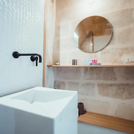 Endea & Lounge 4* Matera