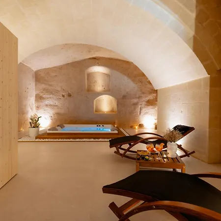 Endea & Lounge 4*