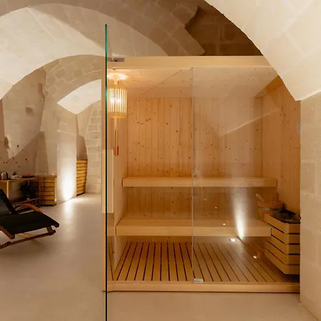 Endea & Lounge マテーラ