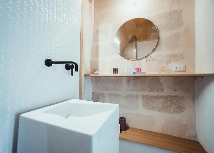 Endea & Lounge 4* Matera